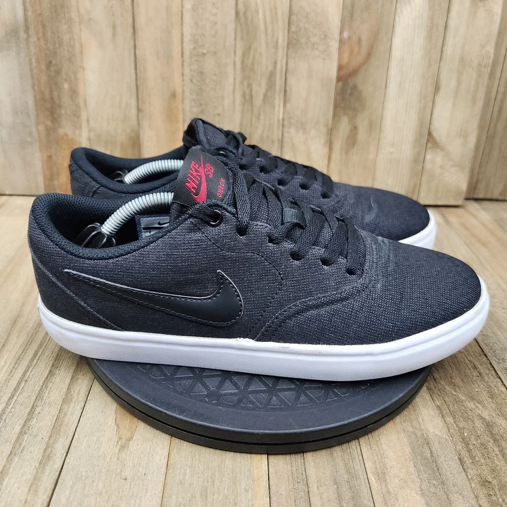 Nike SB Check Solarsoft Mens size 8 Canvas Black Skate Shoes 843896-001